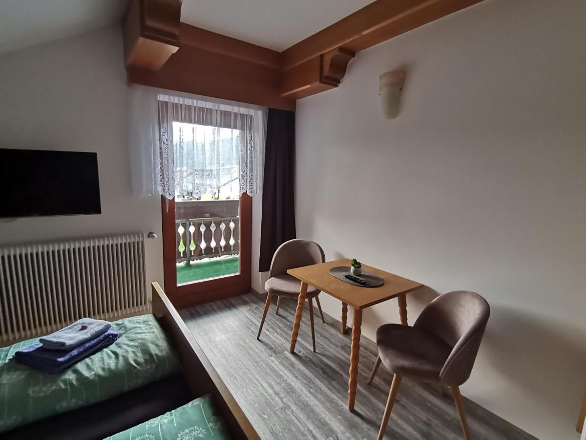 Haus Bergblick Fruehstueckspension Oberort Экстерьер фото